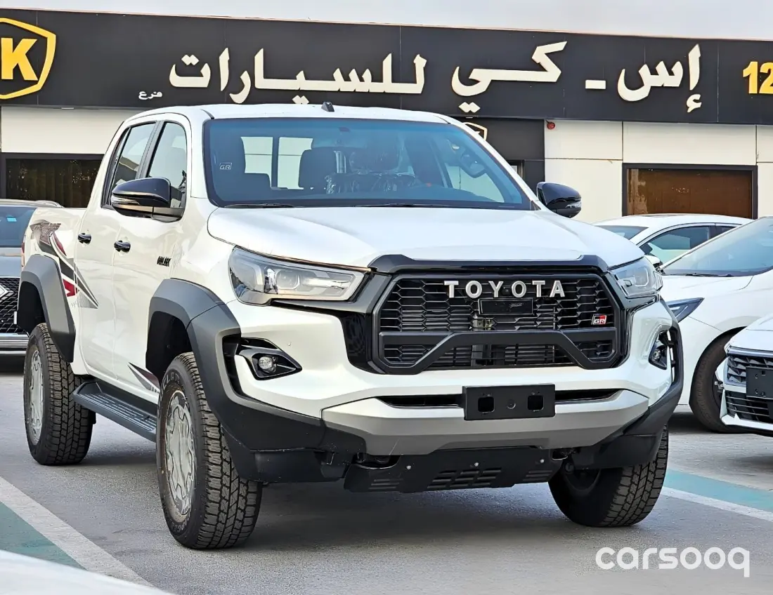 Toyota Hilux GR Sport 2.8L Automatic 2026 GCC White Exterior Black Interior - Photo 2