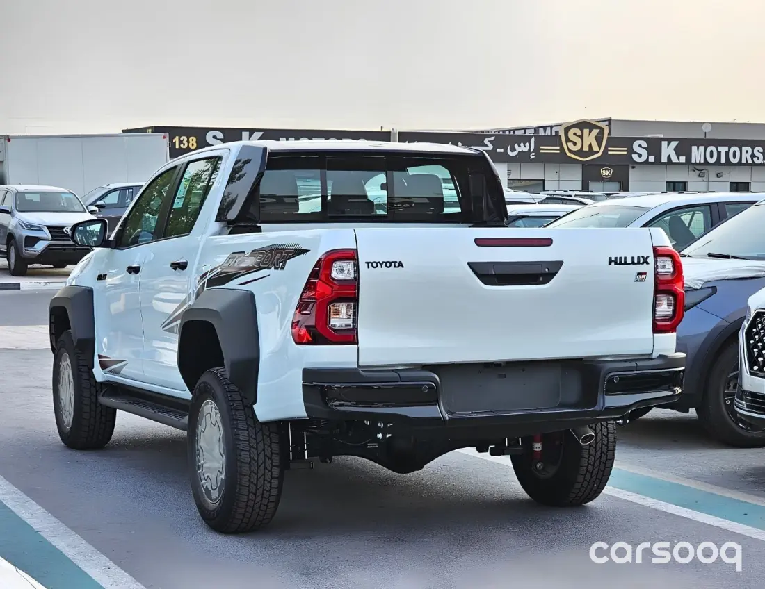 Toyota Hilux GR Sport 2.8L Automatic 2026 GCC White Exterior Black Interior - Photo 4