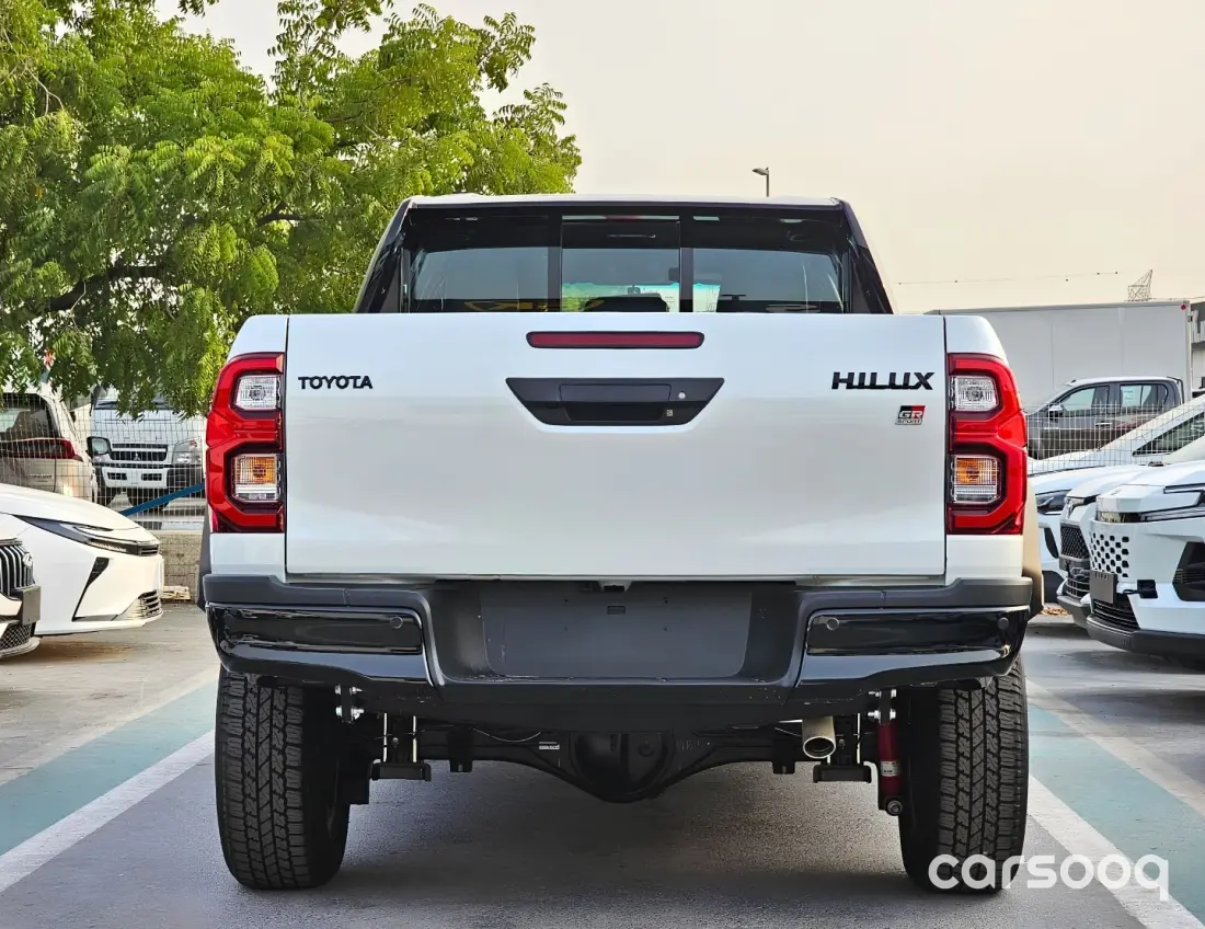 Toyota Hilux GR Sport 2.8L Automatic 2026 GCC White Exterior Black Interior - Photo 6