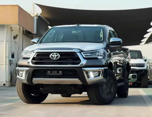 Toyota Hilux SR5 2.8L Turbo Diesel 2026 Grey Exterior Black Interior