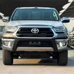 Toyota Hilux SR5 2.8L Turbo Diesel 2026 Grey Exterior Black Interior - Thumbnail 2