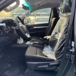 Toyota Hilux SR5 2.8L Turbo Diesel 2026 Grey Exterior Black Interior - Thumbnail 6