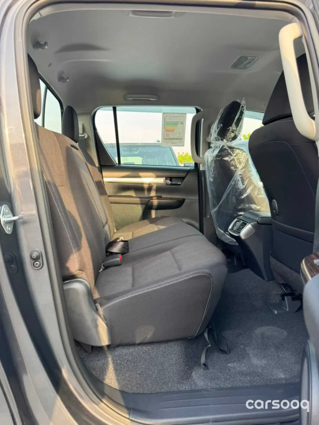 Toyota Hilux SR5 2.8L Turbo Diesel 2026 Grey Exterior Black Interior - Photo 9