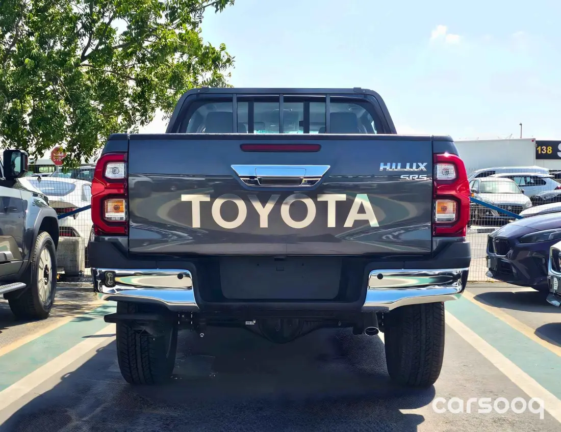  Toyota Hilux SR5 4.0L V6 Petrol 2026 Model Year Grey Exterior Grey Interior - Photo 4
