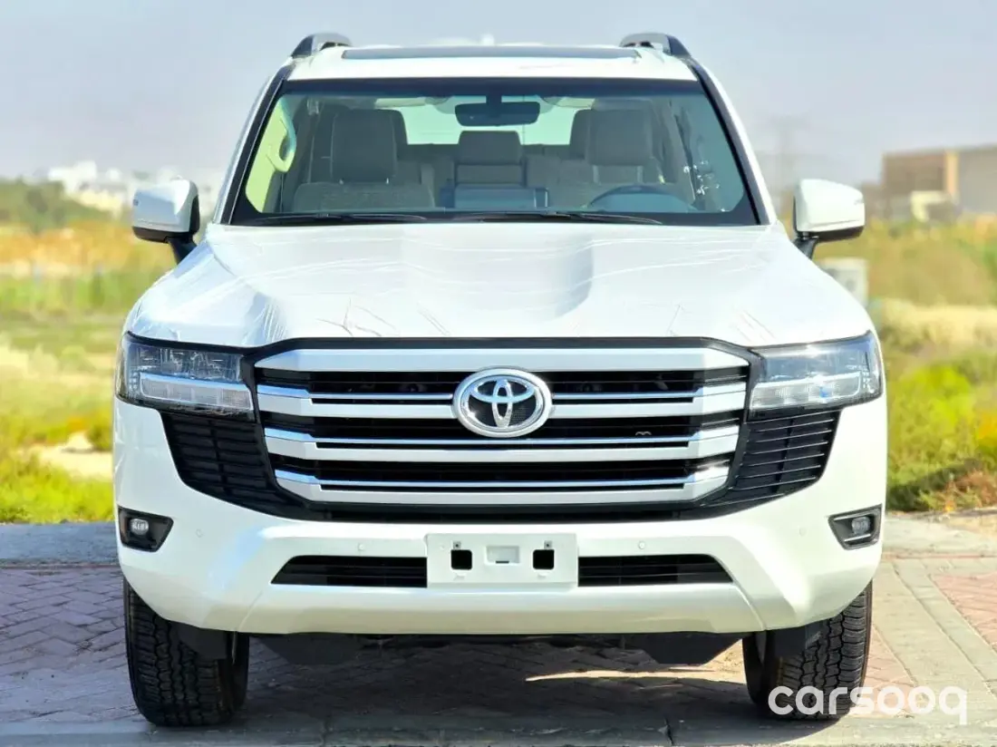 Toyota Land Cruiser 300 GXR Petrol 2025 White Exterior Beige Interior - Photo 2