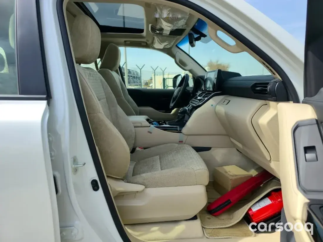 Toyota Land Cruiser 300 GXR Petrol 2025 White Exterior Beige Interior - Photo 17