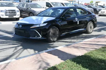 Toyota Camry 2023 2.5L Grande Hybrid FWD