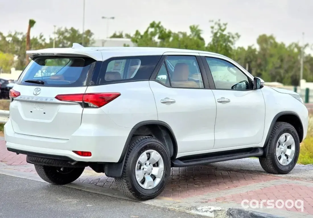 Toyota Fortuner 2.4L Turbo Diesel 2025 White Exterior Brown Interior - Photo 19
