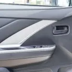 Mitsubishi Xpander Mid-Line 2026 Model Year Silver Exterior Black Interior - Thumbnail 12