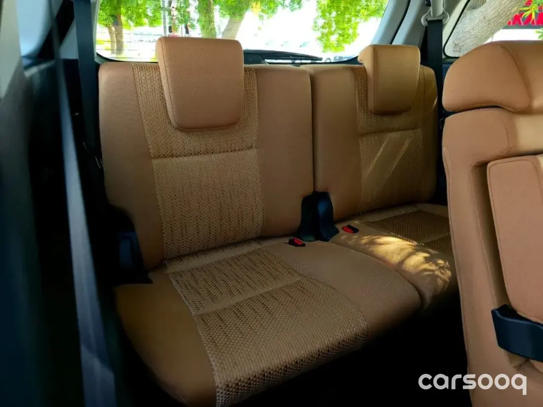 Toyota Fortuner 2.7L Petrol Manual 2025 Silver Exterior Brown Interior  - Photo 18