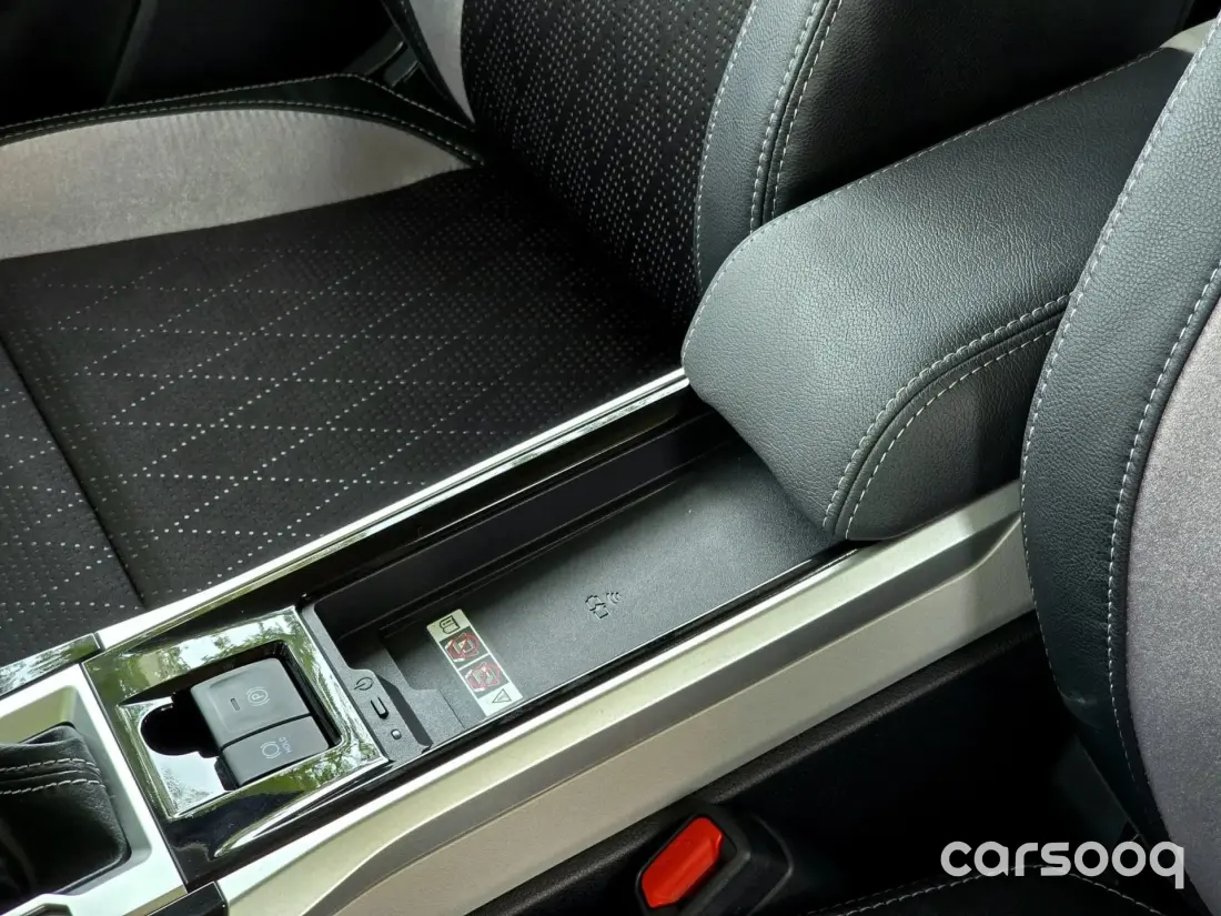 2025 Toyota Veloz 1.5L Petrol Grey Exterior Black Interior - Photo 15