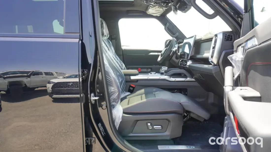 Jetour T2 Conquest Pro 2.0L Turbo Black Exterior Black Interior - Photo 16