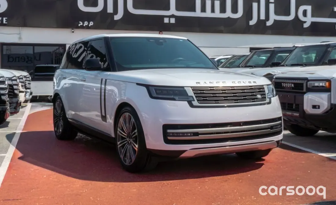 Range Rover HSE P400 2025 3.0L Turbo Mild-Hybrid White Exterior Beige Interior - Photo 1