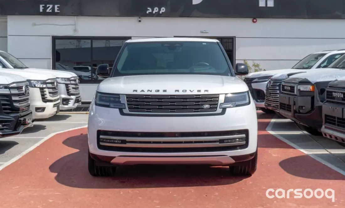 Range Rover HSE P400 2025 3.0L Turbo Mild-Hybrid White Exterior Beige Interior - Photo 2