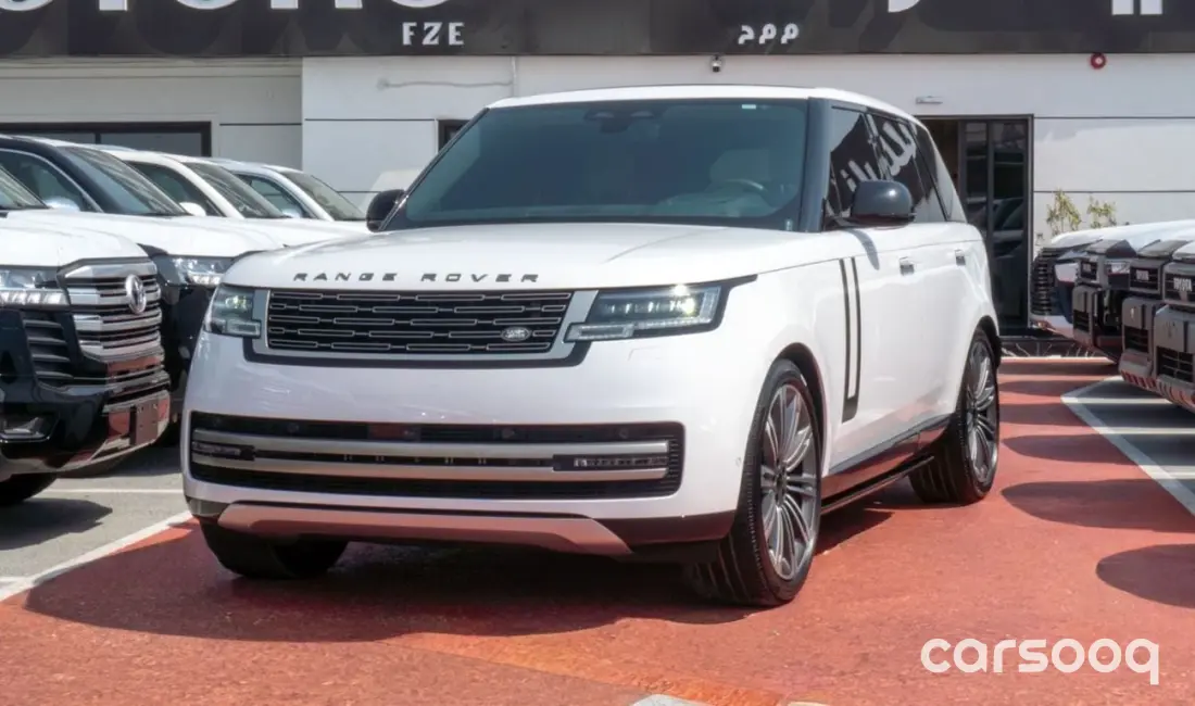Range Rover HSE P400 2025 3.0L Turbo Mild-Hybrid White Exterior Beige Interior - Photo 3