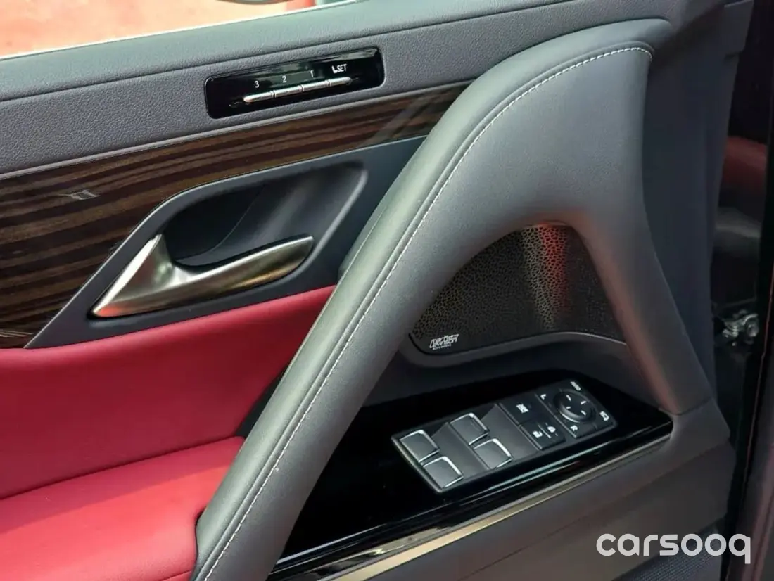 Lexus LX 700h Signature 2026 3.5L Twin-Turbo V6 Hybrid Black Exterior Red Interior - Photo 9