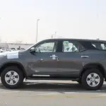 Toyota Fortuner E1 2026 2.7L Petrol 4WD Grey Exterior Beige Interior For Export in Dubai - Thumbnail 3