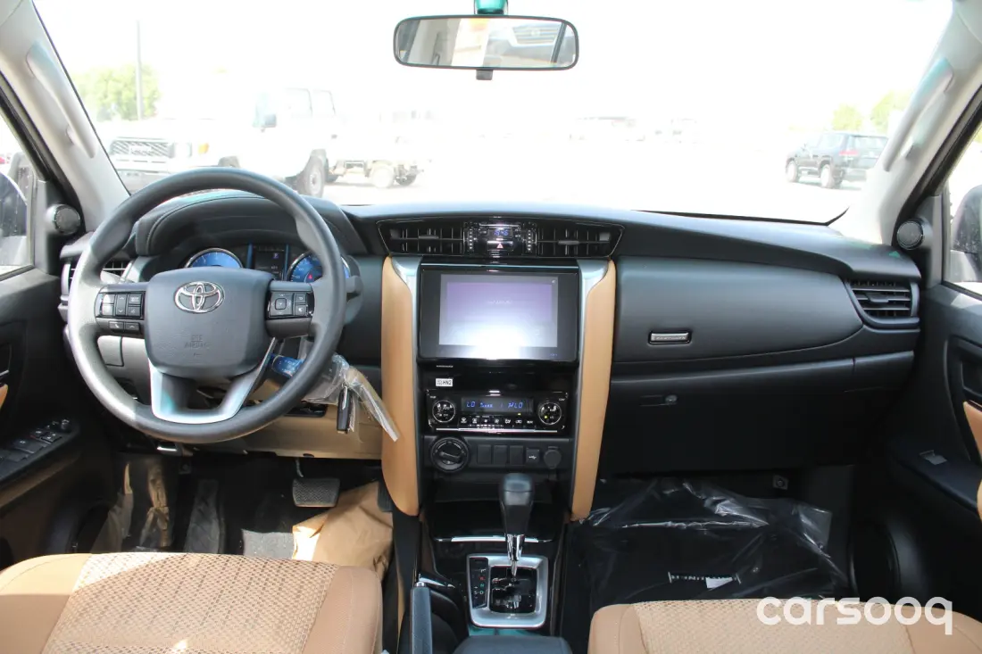 Toyota Fortuner E1 2026 2.7L Petrol 4WD Grey Exterior Beige Interior For Export in Dubai - Photo 14