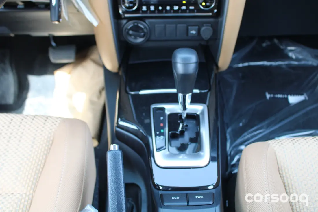 Toyota Fortuner E1 2026 2.7L Petrol 4WD Grey Exterior Beige Interior For Export in Dubai - Photo 16