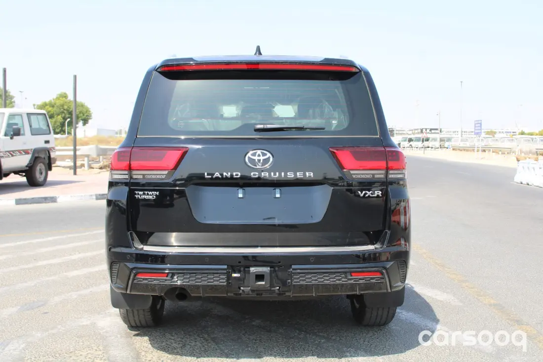 Toyota Land Cruiser 300 VXR 2026 3.3L Twin-Turbo Diesel V6 Black Color - Photo 6