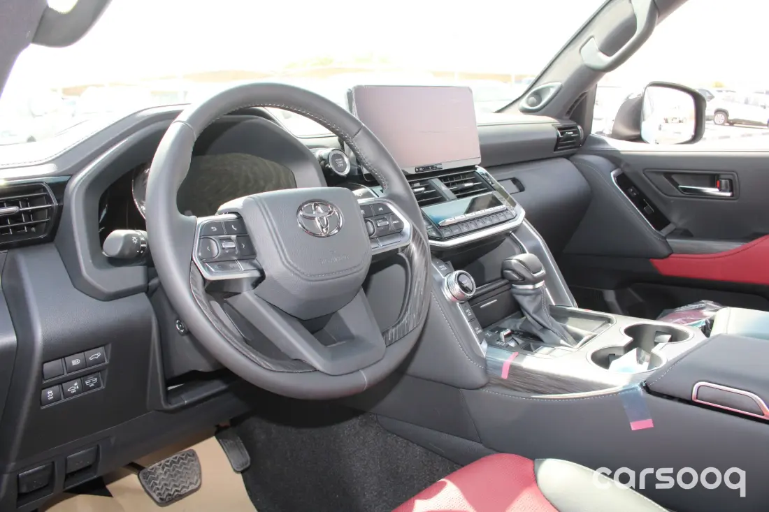 Toyota Land Cruiser 300 VXR 2026 3.3L Twin-Turbo Diesel V6 Black Color - Photo 9