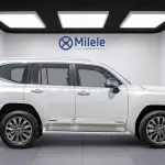 Toyota Land Cruiser 300 VXR 2026 3.5L Petrol White Exterior Beige Interior - Thumbnail 5