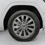 Toyota Land Cruiser 300 VXR 2026 3.5L Petrol White Exterior Beige Interior - Thumbnail 6