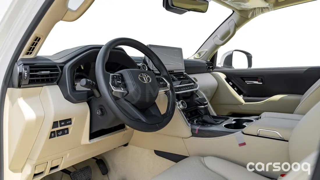 Toyota Land Cruiser 300 VXR 2026 3.5L Petrol White Exterior Beige Interior - Photo 18