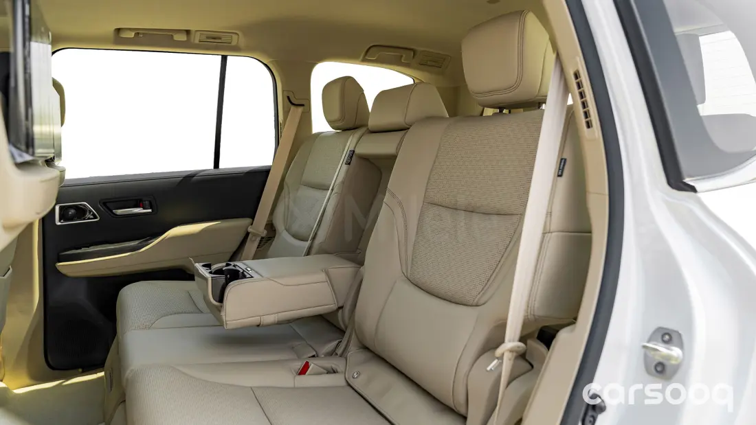 Toyota Land Cruiser 300 VXR 2026 3.5L Petrol White Exterior Beige Interior - Photo 27
