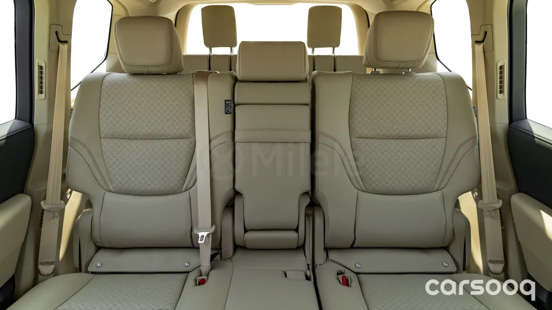 Toyota Land Cruiser 300 VXR 2026 3.5L Petrol White Exterior Beige Interior - Photo 28