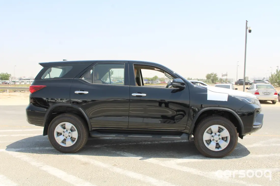 Toyota Fortuner E 2026 Model Year 2.4L Turbo Diesel 4WD Black Exterior - Photo 5
