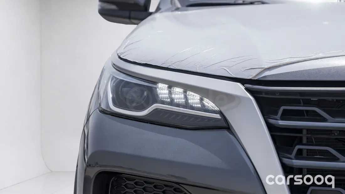 TOYOTA FORTUNER CUSTOM INTERIOR MODEL YEAR 2026 GREY COLOR - Photo 4