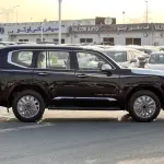 TOYOTA Land Cruiser LC300 VX 2026 4.0L - Black Exterior Beige Interior (Omani) - Thumbnail 4
