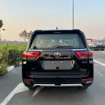 سيارة تويوتا لاند كروزر LC300 موديل 2026 VXR سعة 3.5 لتر V6 هايبرد أسود - Thumbnail 4