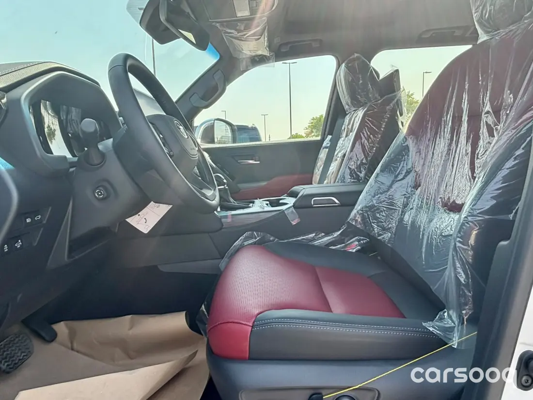 تويوتا لاند كروزر VXR سعة 3.5 لتر توين توربو V6 هايبرد 4WD موديل 2026 أوتوماتيك أبيض - Photo 11