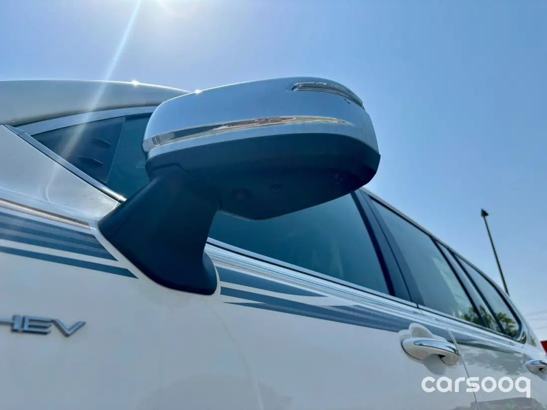 تويوتا لاند كروزر VXR سعة 3.5 لتر توين توربو V6 هايبرد 4WD موديل 2026 أوتوماتيك أبيض - Photo 15