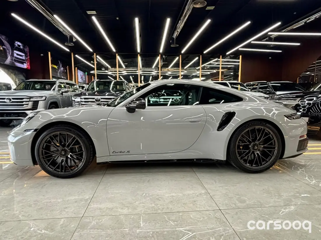 بورش 911 توربو اس موديل 2026 3.6 لتر T-Hybrid كوبيه دفع كلي  رمادي ناردو - Photo 6