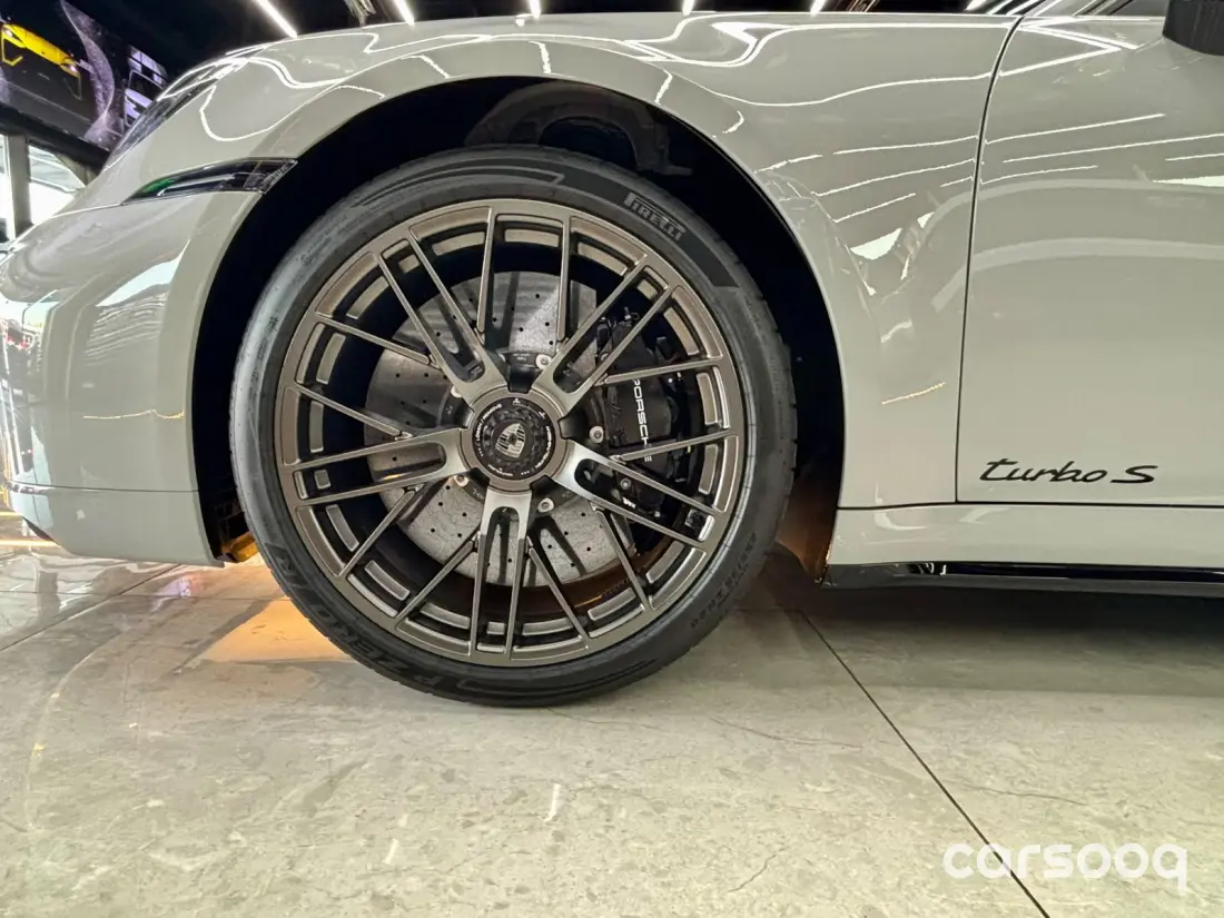 بورش 911 توربو اس موديل 2026 3.6 لتر T-Hybrid كوبيه دفع كلي  رمادي ناردو - Photo 23