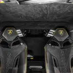 Lamborghini Huracan Sterrato 5.2L V10 Blue - 2024 GCC Specs - Thumbnail 12