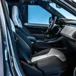 Range Rover Sport SV Edition One 4.4L V8 Silver - 2024 GCC Specs - Thumbnail 19