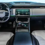 Range Rover Sport SV Edition One 4.4L V8 Silver - 2024 GCC Specs - Thumbnail 20