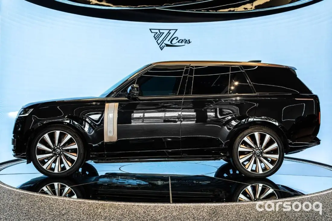 Range Rover SV P615 SWB 4.4L V8 Black - 2025 Al Tayer Warranty & Service - Photo 7