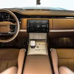 Range Rover SV P615 SWB 4.4L V8 Black - 2025 Al Tayer Warranty & Service - Thumbnail 9