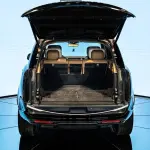 Range Rover SV P615 SWB 4.4L V8 Black - 2025 Al Tayer Warranty & Service - Thumbnail 17
