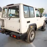Toyota Land Cruiser LC71 4.0L V6 White - 2026 Automatic GCC Specs For Export in Dubai - Thumbnail 8