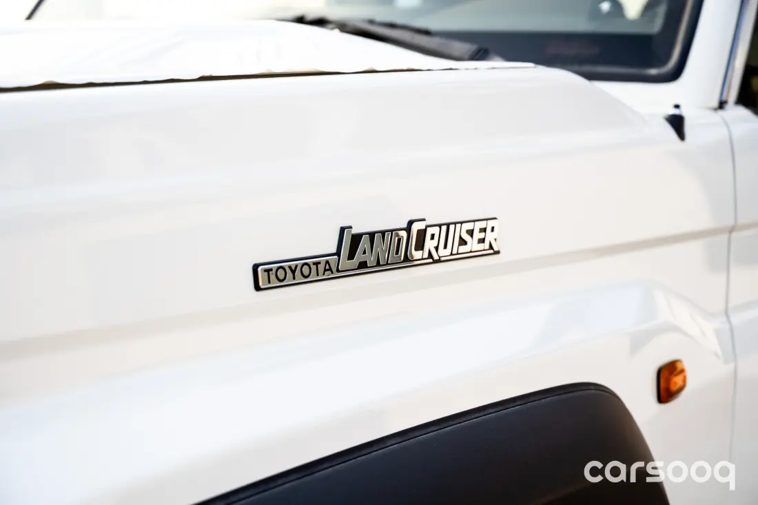 Toyota Land Cruiser LC71 4.0L V6 White - 2026 Automatic GCC Specs For Export in Dubai - Photo 11