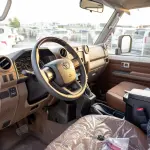 Toyota Land Cruiser LC71 4.0L V6 White - 2026 Automatic GCC Specs For Export in Dubai - Thumbnail 16