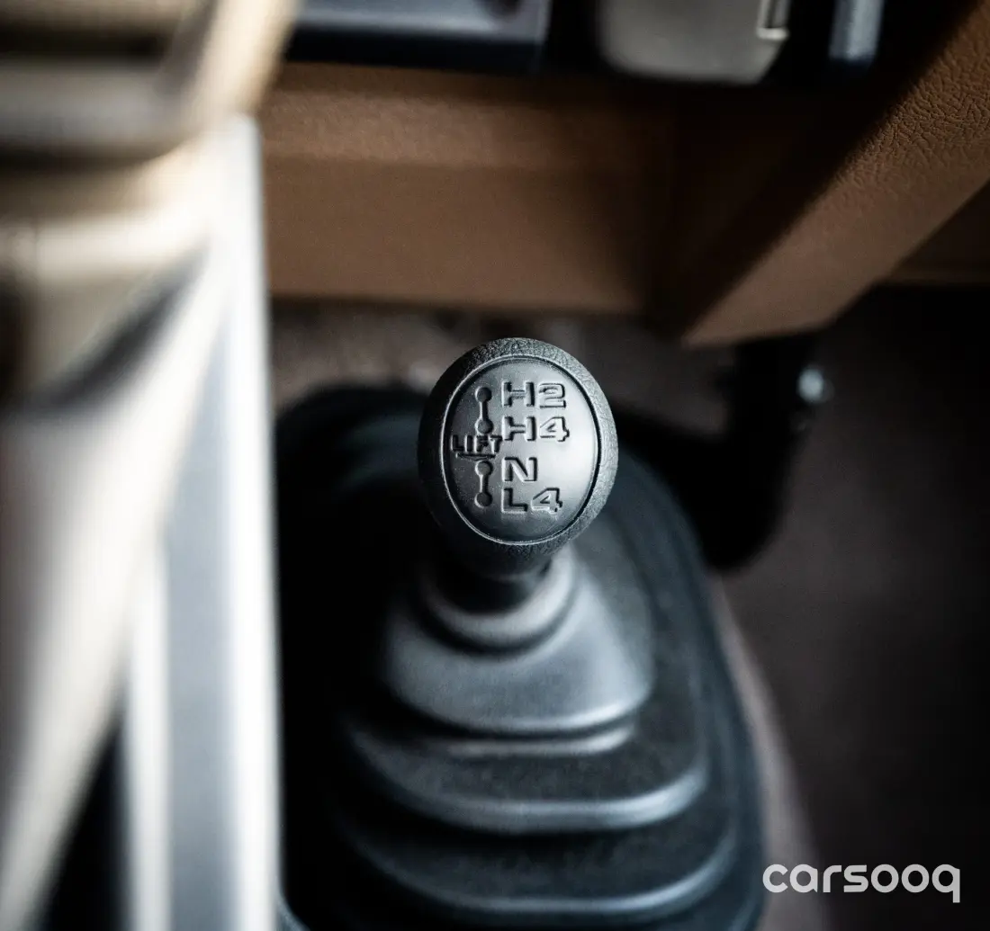 Toyota Land Cruiser LC71 4.0L V6 White - 2026 Automatic GCC Specs For Export in Dubai - Photo 20