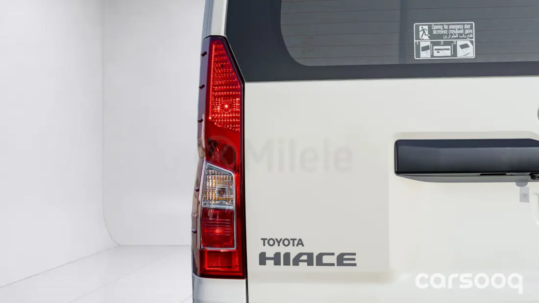 Toyota Hiace STD 13 Seater 2026 3.5L V6 Petrol Manual White  - Photo 9