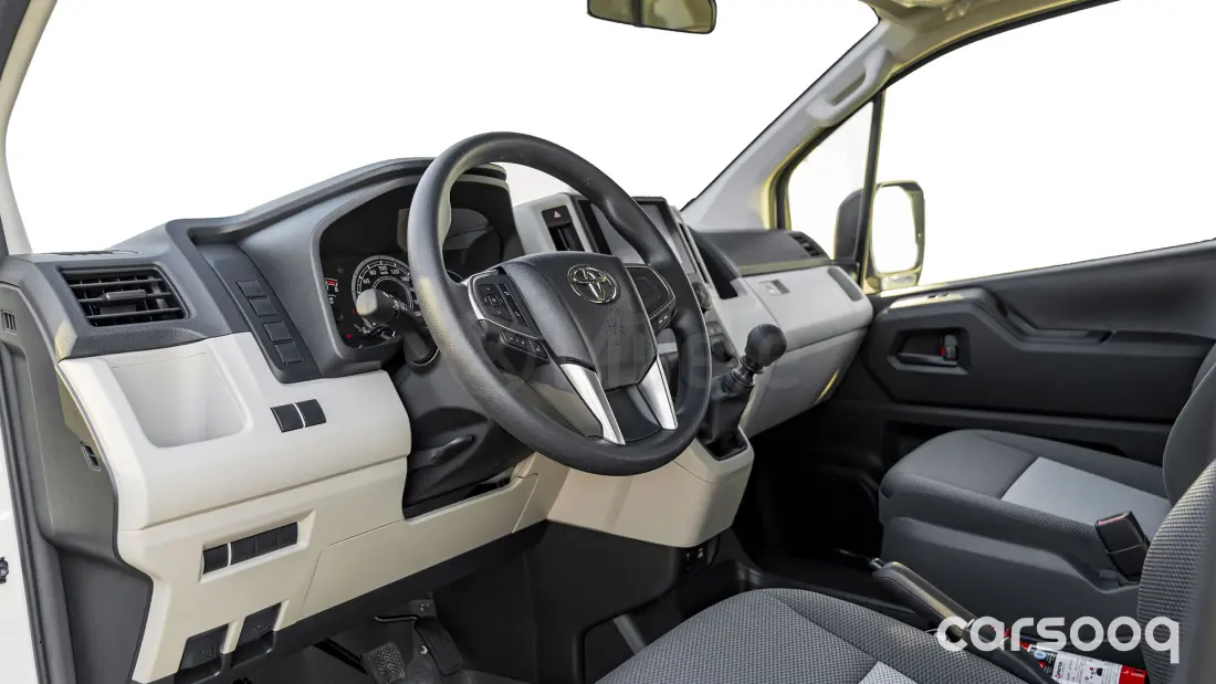 Toyota Hiace STD 13 Seater 2026 3.5L V6 Petrol Manual White  - Photo 16